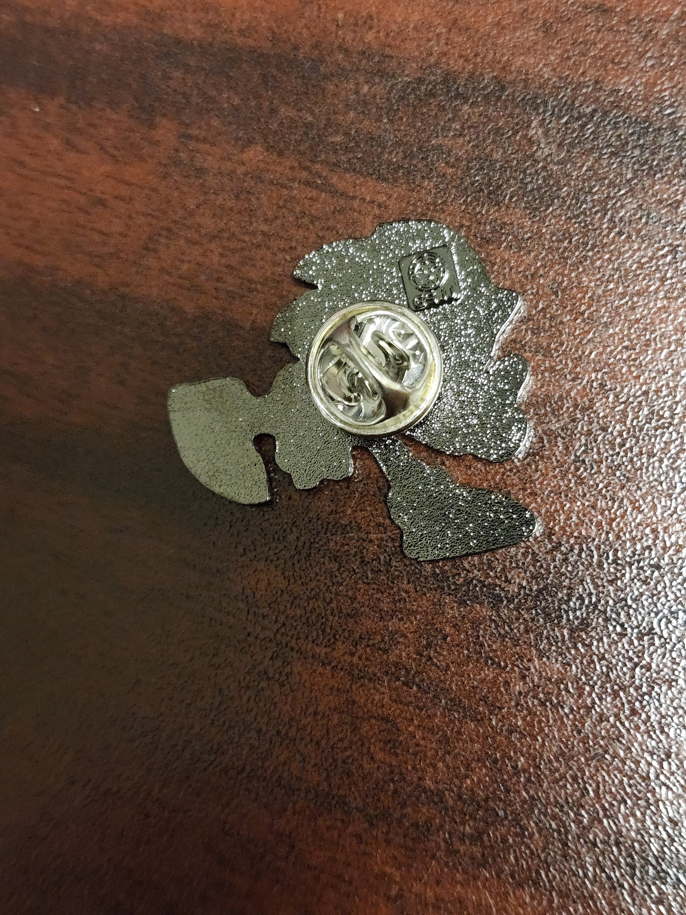 Sonic the hedgehog Metal Pins (Sonic, Tails, Knuckles)